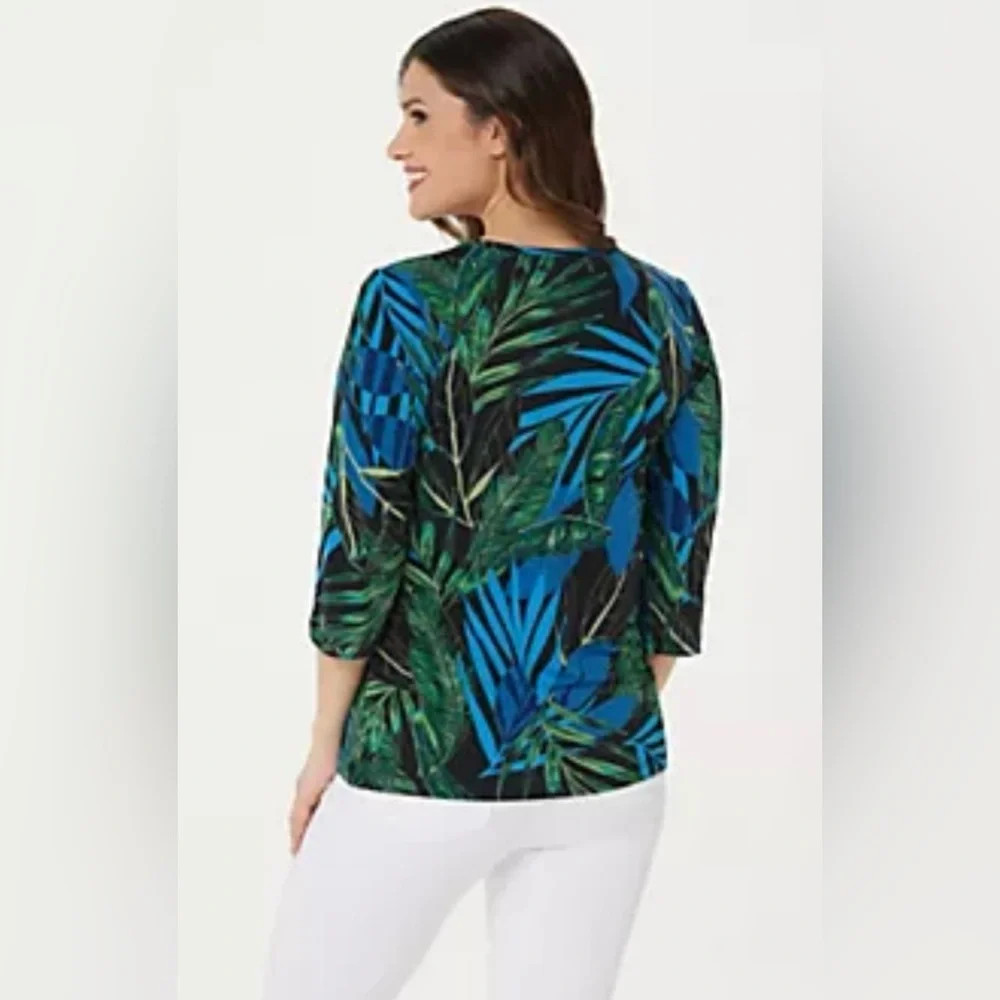Susan Graver Liquid Knit Allover Leaf Print 3/4 Sleeve V-Neck Top Medium - Picture 8 of 9